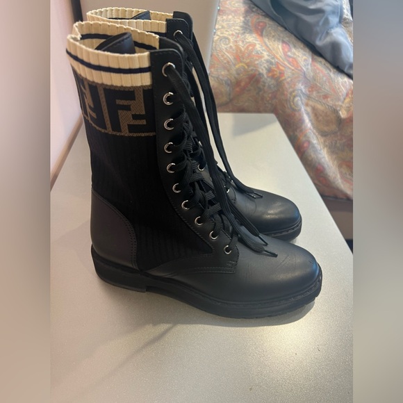 Fendi Black Leather Combat Boots with FF Cuff Size 38  fendi rockoko boots - Picture 5 of 8